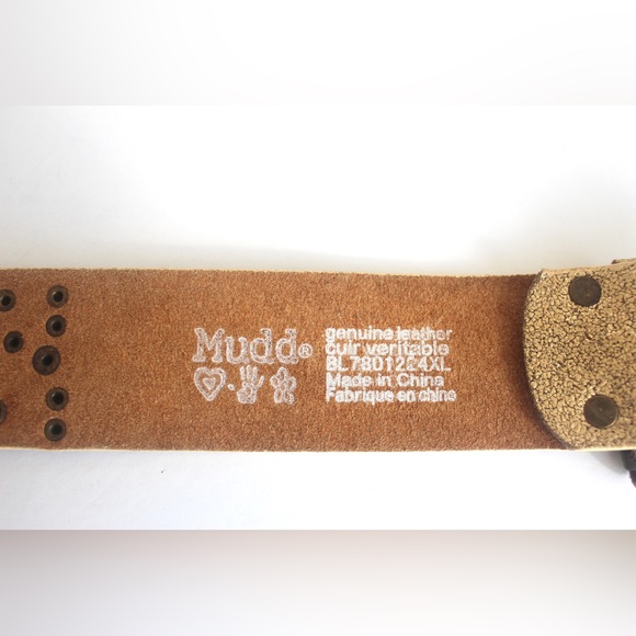 XL Genuine Leather Belt Metallic Gold with Brass Studs Studded Mudd - Picture 7 of 8